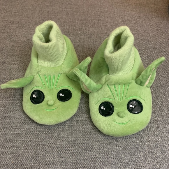 Star Wars Other - Baby Yoda Slippers